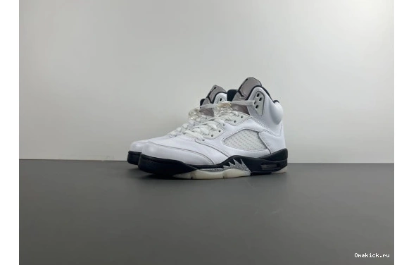 5 499 Retro and "White Jordan Black" DD0587-110 BestValue   DD0587-110 0611